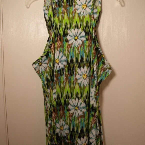 Green Floral Beaded Halter Style Top 1X - Picture 9 of 12